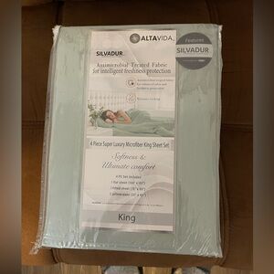 4 Piece Microfiber King Sheet Set (Sage Color)